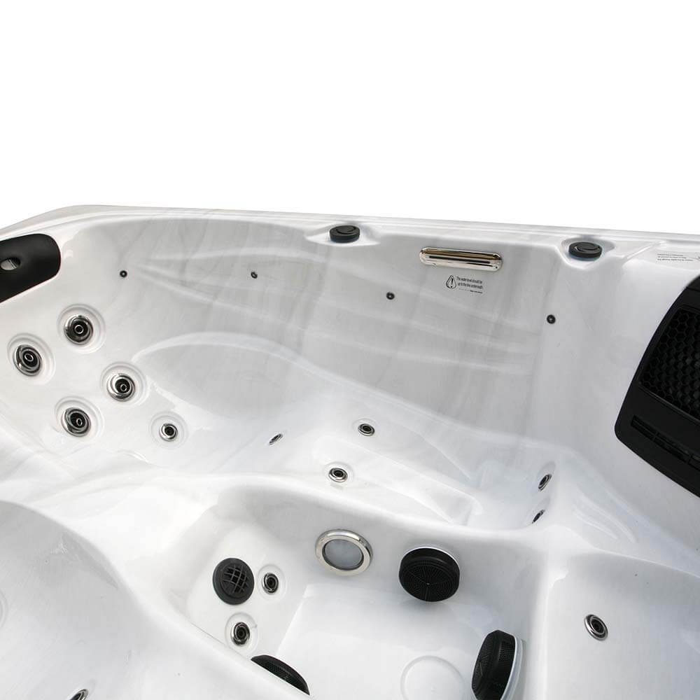 Outdoor Whirlpool SUNSET PURE - 220 x 156 cm für 3 Personen