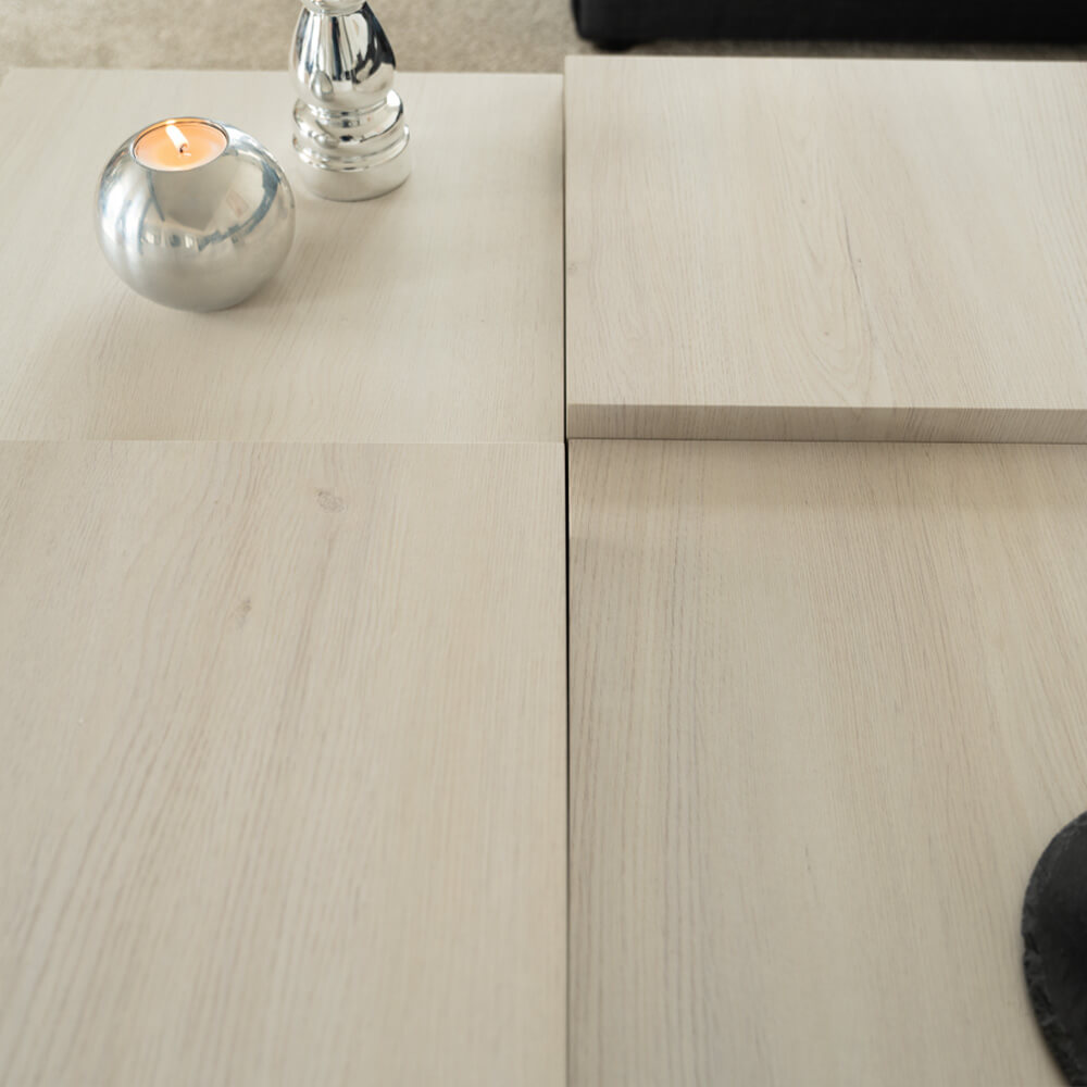 Couchtisch mit Schwebeeffekt NAYELI – 96 x 96 cm Beige