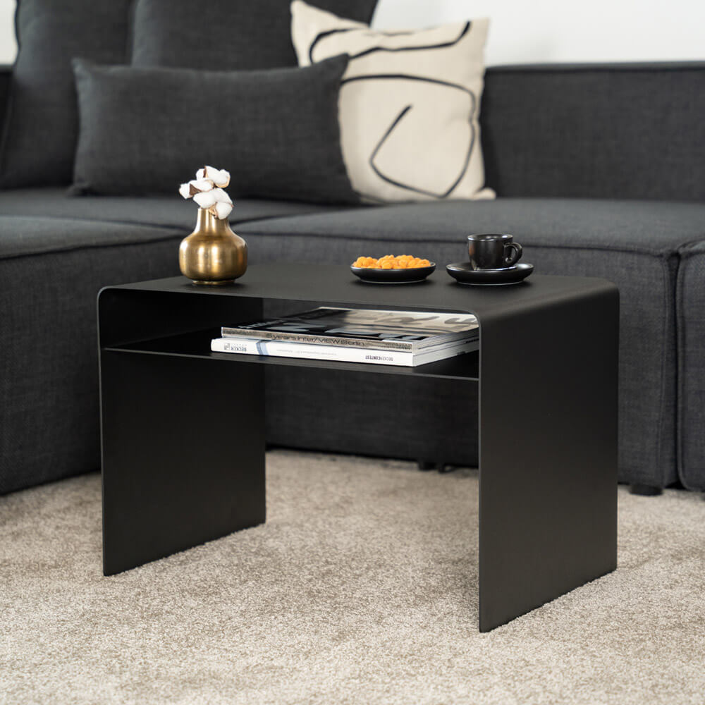 Beistelltisch aus Metall ZIMA - 58 x 38 cm Schwarz Made in Germany
