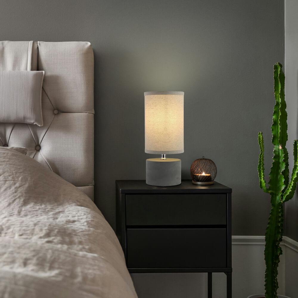 Kleine Tischlampe in Betonoptik - Grau