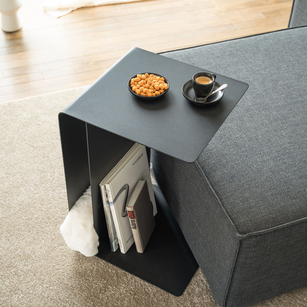 Beistelltisch aus Metall ZIMA - 58 x 38 cm Schwarz Made in Germany