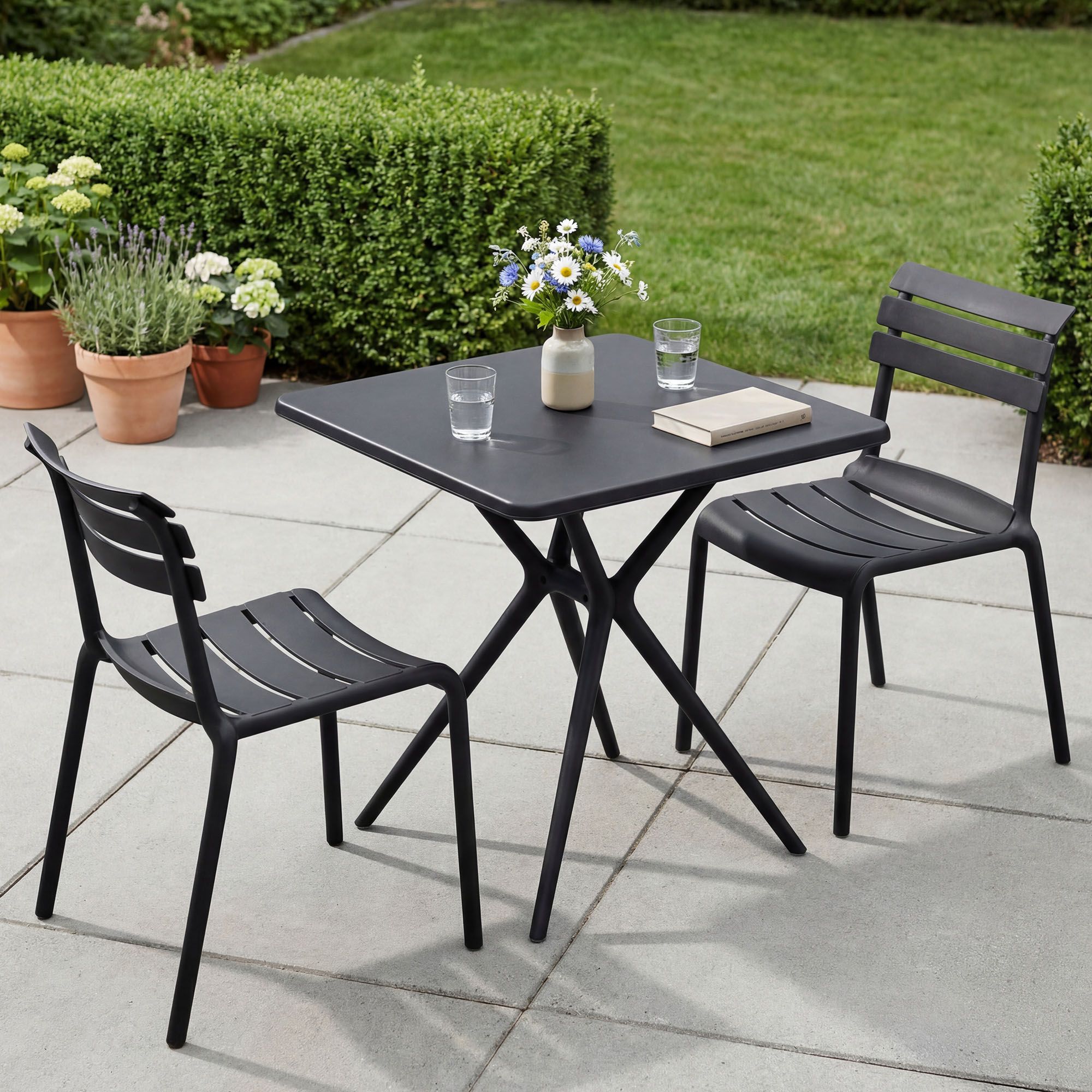 Gartenmöbel-Set Vela mit 2 Stühlen, schwarz