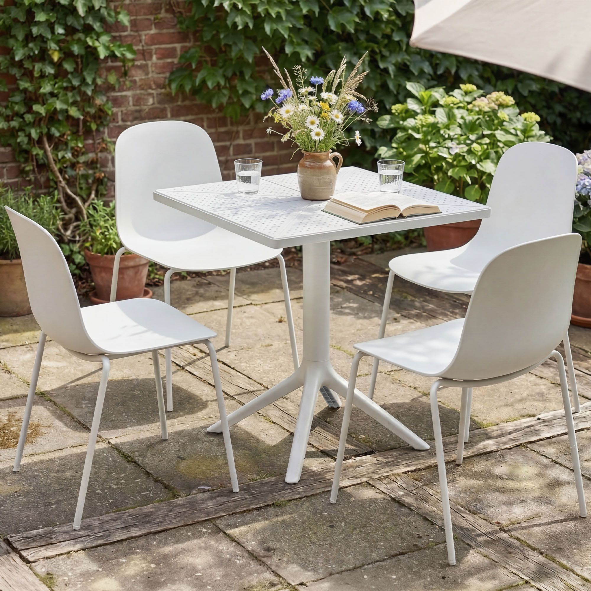 Gartenmöbel-Set Nerra mit 4 Stühlen, weiß