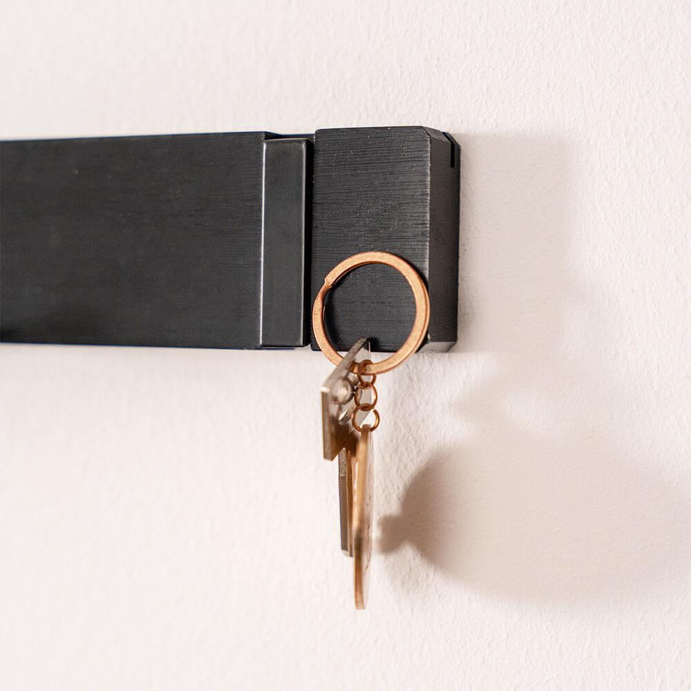 Garderobenleiste HOOK inkl. Haken und Magnete - Schwarz