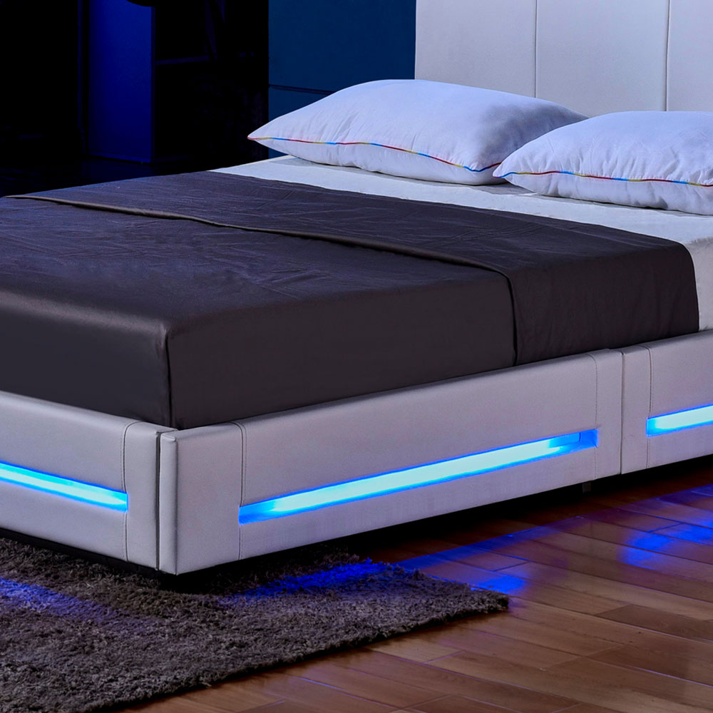 LED Bett ASTEROID - 160 x 200 cm Weiß