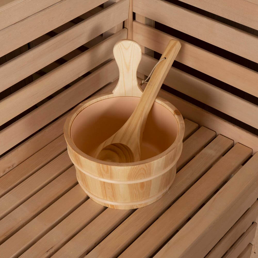 Traditionelle Sauna SKYLINE XL - 150 x 150 cm für 3 Personen