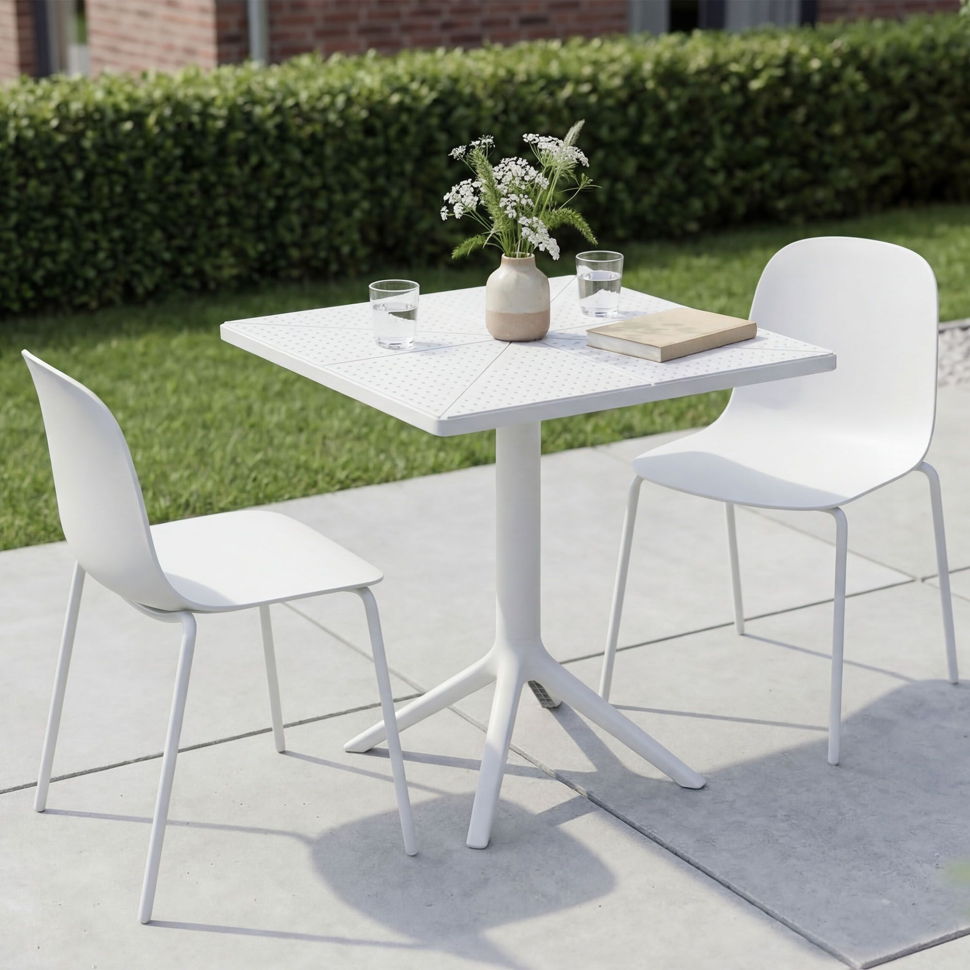 Gartenmöbel-Set Nerra mit 2 Stühlen, weiß